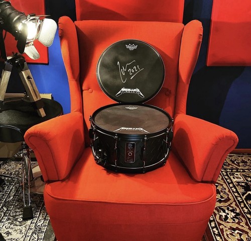 Tama lars ulrich signature - lars,